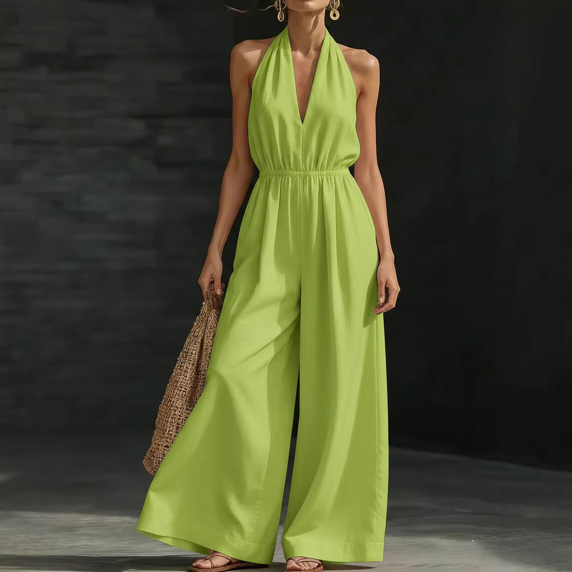 Combinaison femme col V et bretelles croisées dans le dos – Style élégant