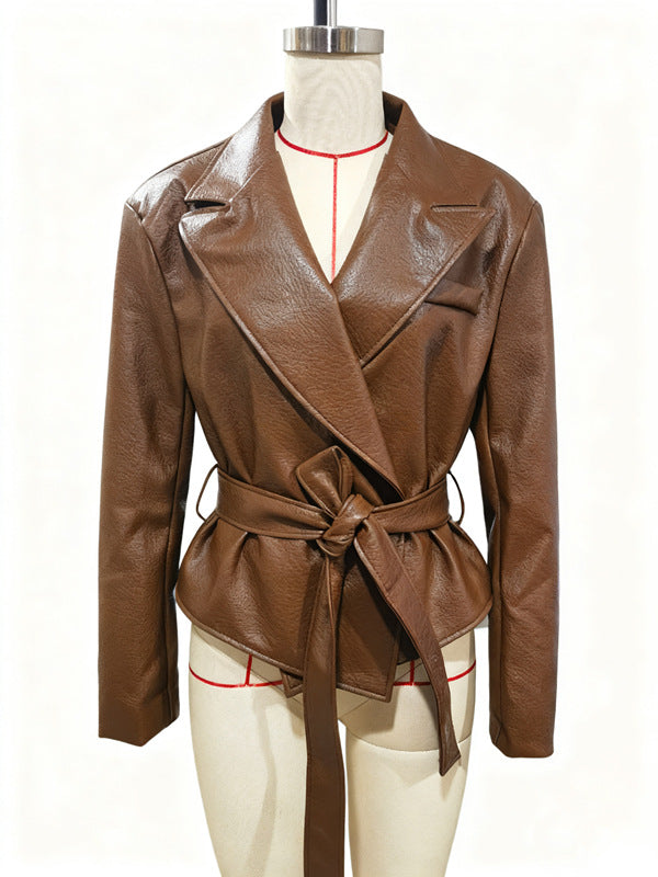 Blouson cuir femme – Style biker avec détails à lanières, look cool