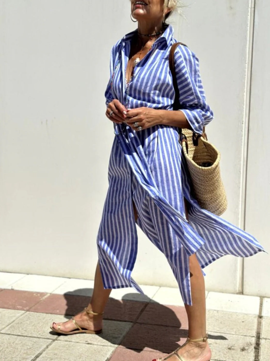 Robe chemise à rayures avec ceinture – Manches mi-longues, revers, boutonnage