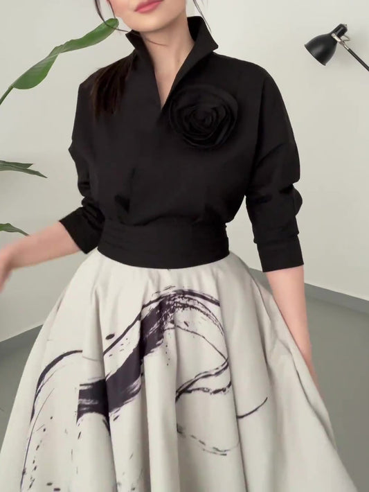 Chemise noire florale à manches longues et nœud