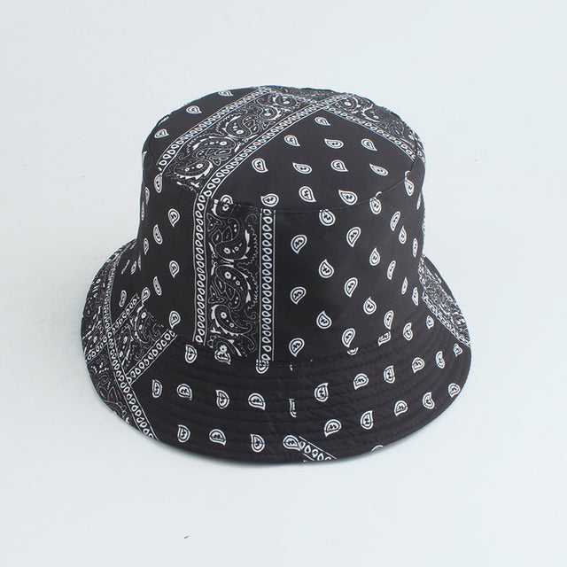 Chapeau Bob Imprimé Réversible – Colorful Triangle
