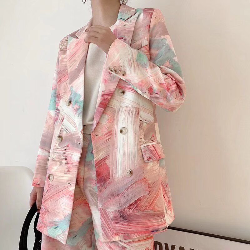 Blazer croisé pour femme à imprimé graffiti – Style urbain chic